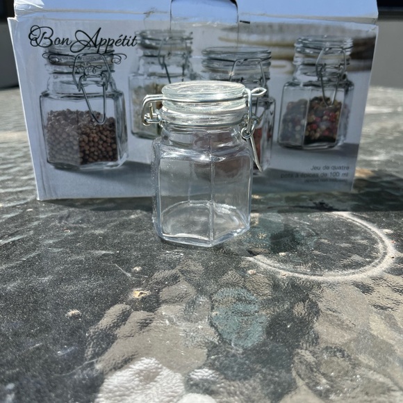 Set of 4 3.38 Oz Spice Jars - Picture 2 of 3